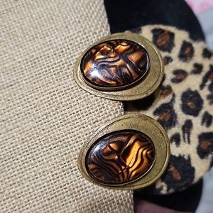 Vintage MB SF clip earrings